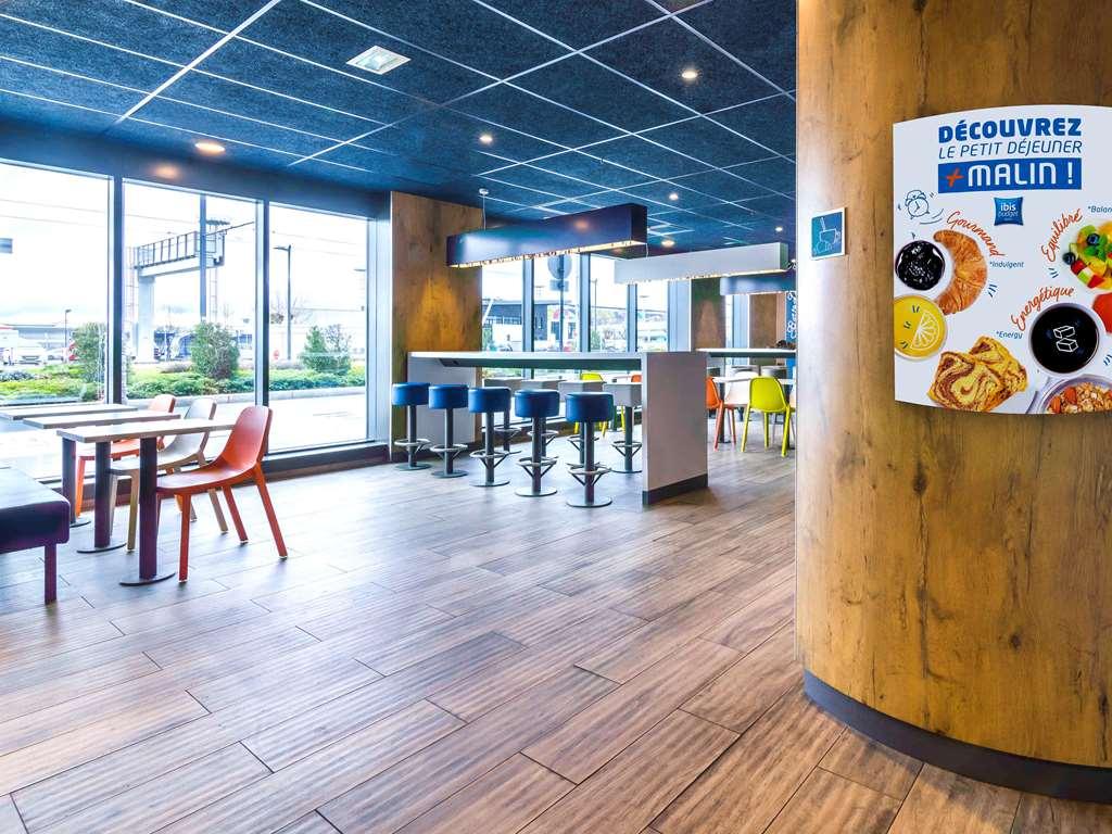 Ibis Budget Paris Coeur D'Orly Airport Hotell Exteriör bild