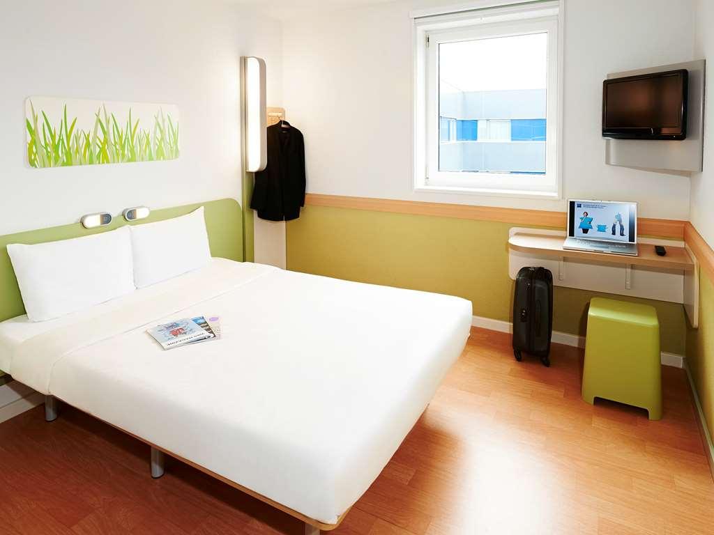 Ibis Budget Paris Coeur D'Orly Airport Hotell Rum bild